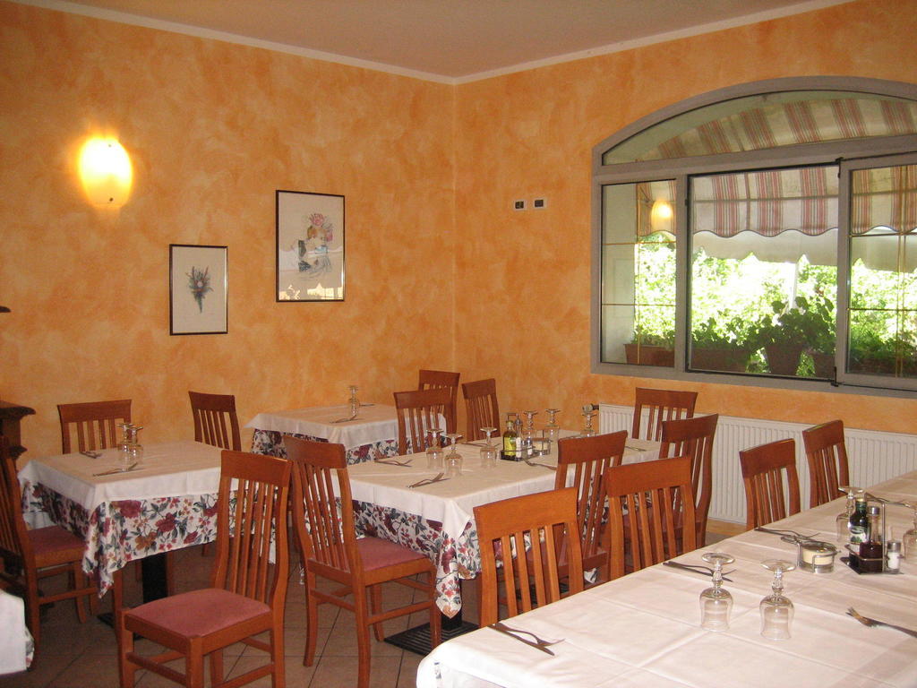 Albergo Ristorante Sterlina Grizzana الغرفة الصورة